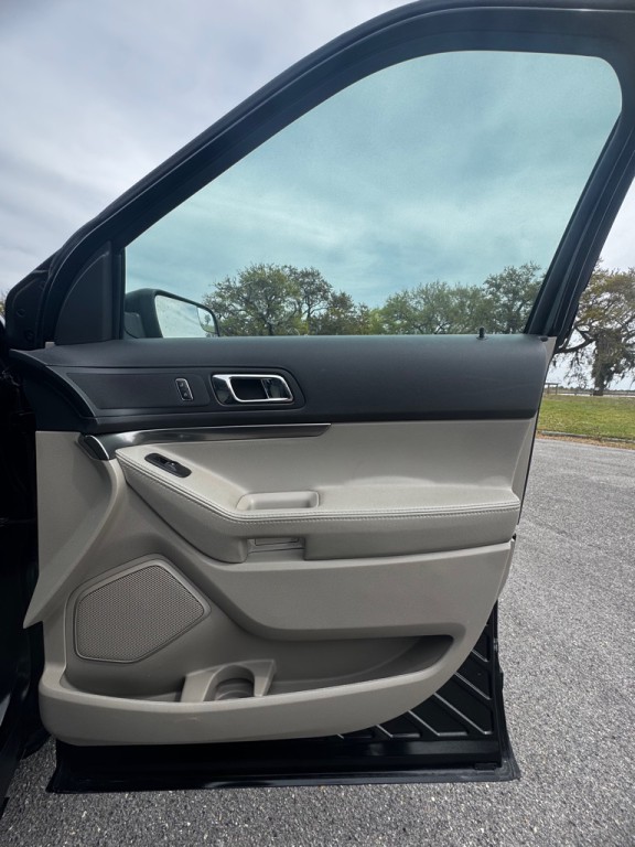 2013 Ford Explorer Image 13