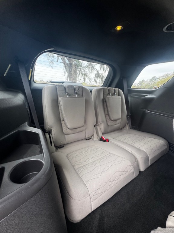 2013 Ford Explorer Image 17