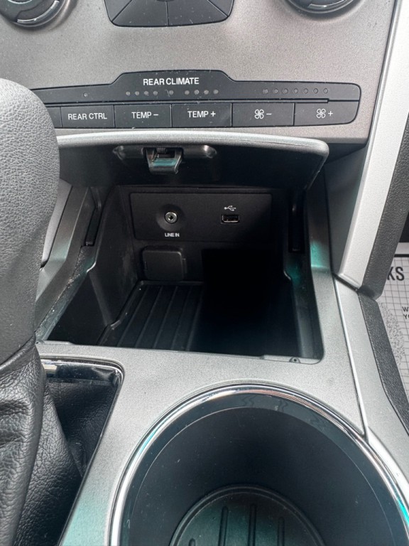 2013 Ford Explorer Image 22