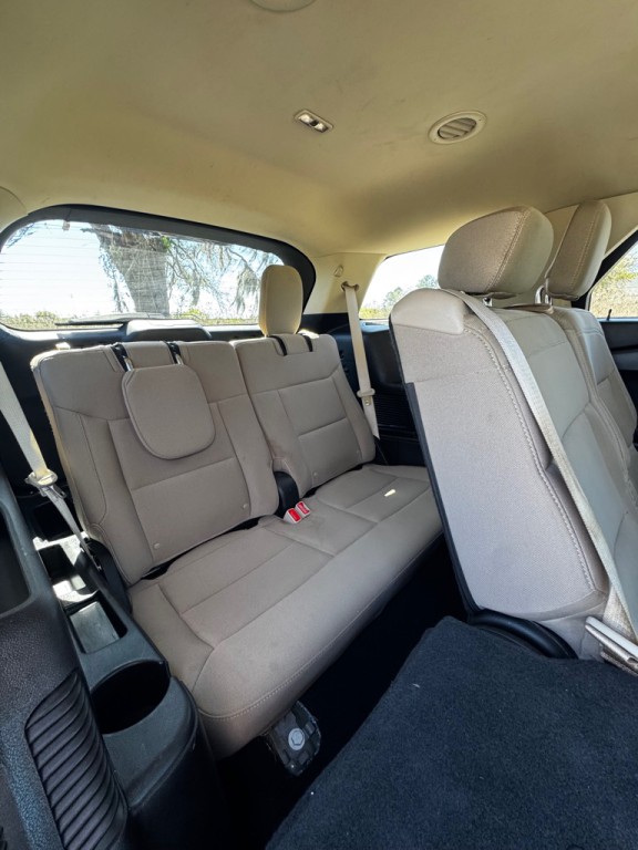 2020 Ford Explorer Image 17
