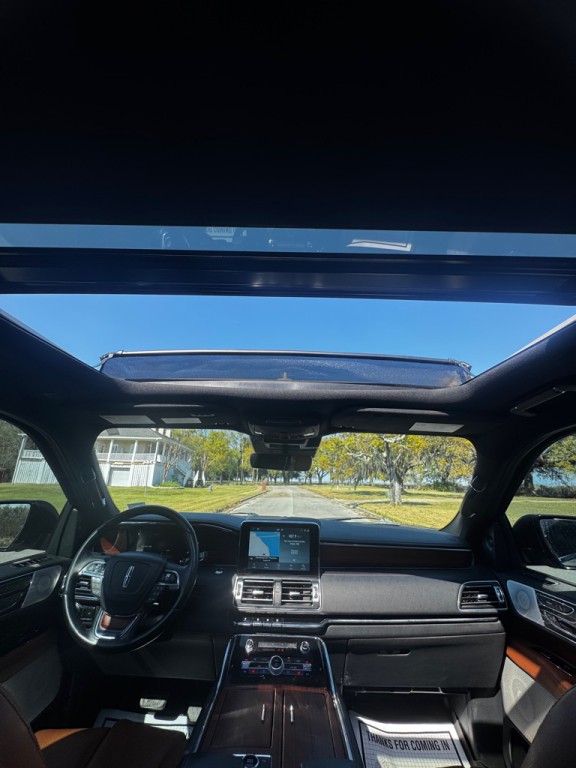 2020 Lincoln Navigator Image 22