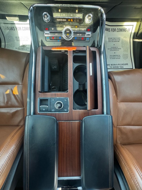 2020 Lincoln Navigator Image 26