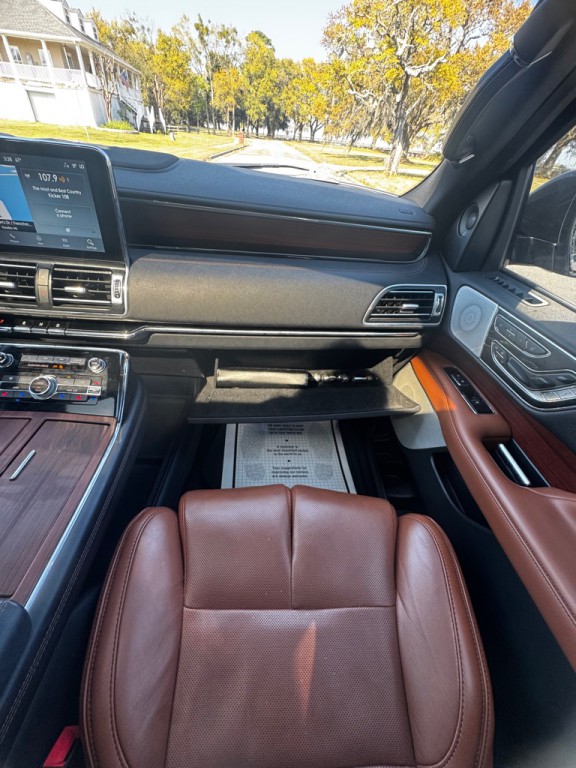 2020 Lincoln Navigator Image 30