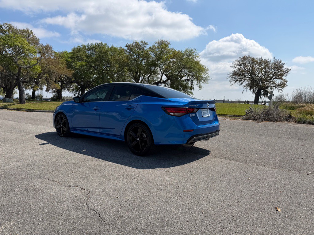 2022 Nissan Sentra Image 3