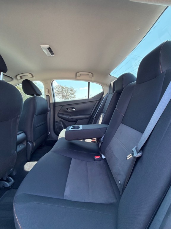 2022 Nissan Sentra Image 12
