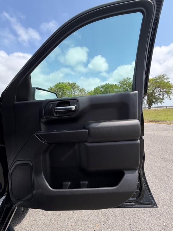 2019 Chevrolet Silverado 1500 Image 13