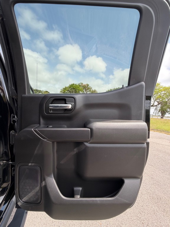 2019 Chevrolet Silverado 1500 Image 16