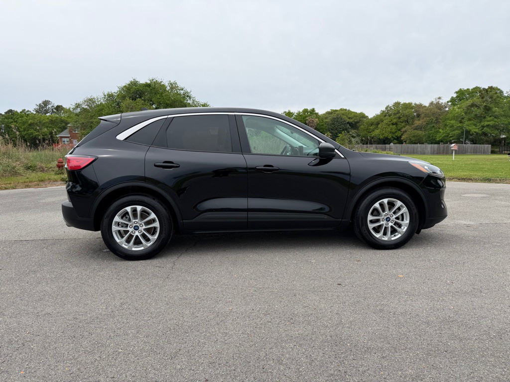 2022 Ford Escape Image 6