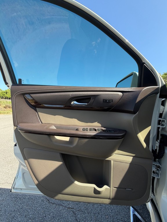 2014 GMC Acadia Image 9