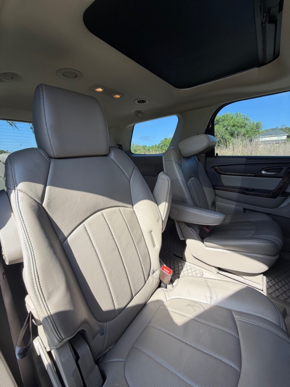 2014 GMC Acadia Image 16