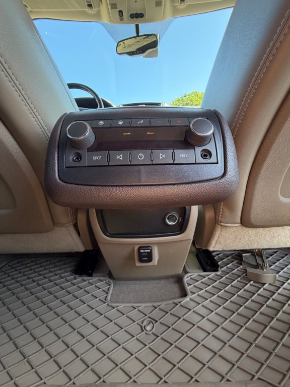 2014 GMC Acadia Image 18