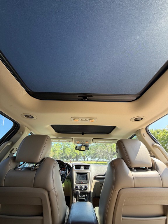 2014 GMC Acadia Image 19