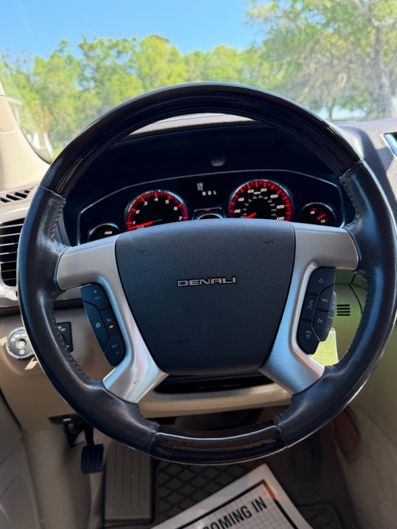 2014 GMC Acadia Image 23