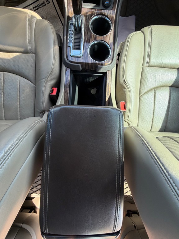 2014 GMC Acadia Image 28