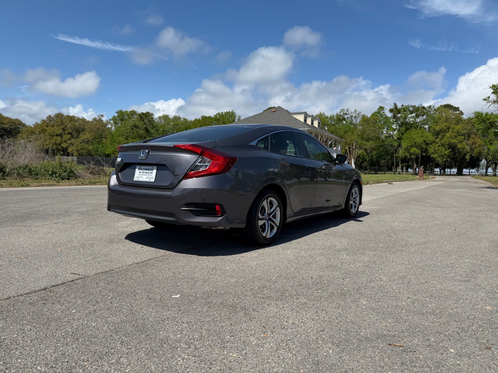 2018 Honda Civic Image 5