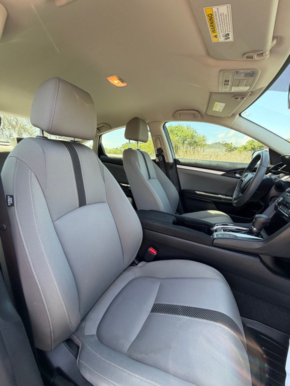 2018 Honda Civic Image 14