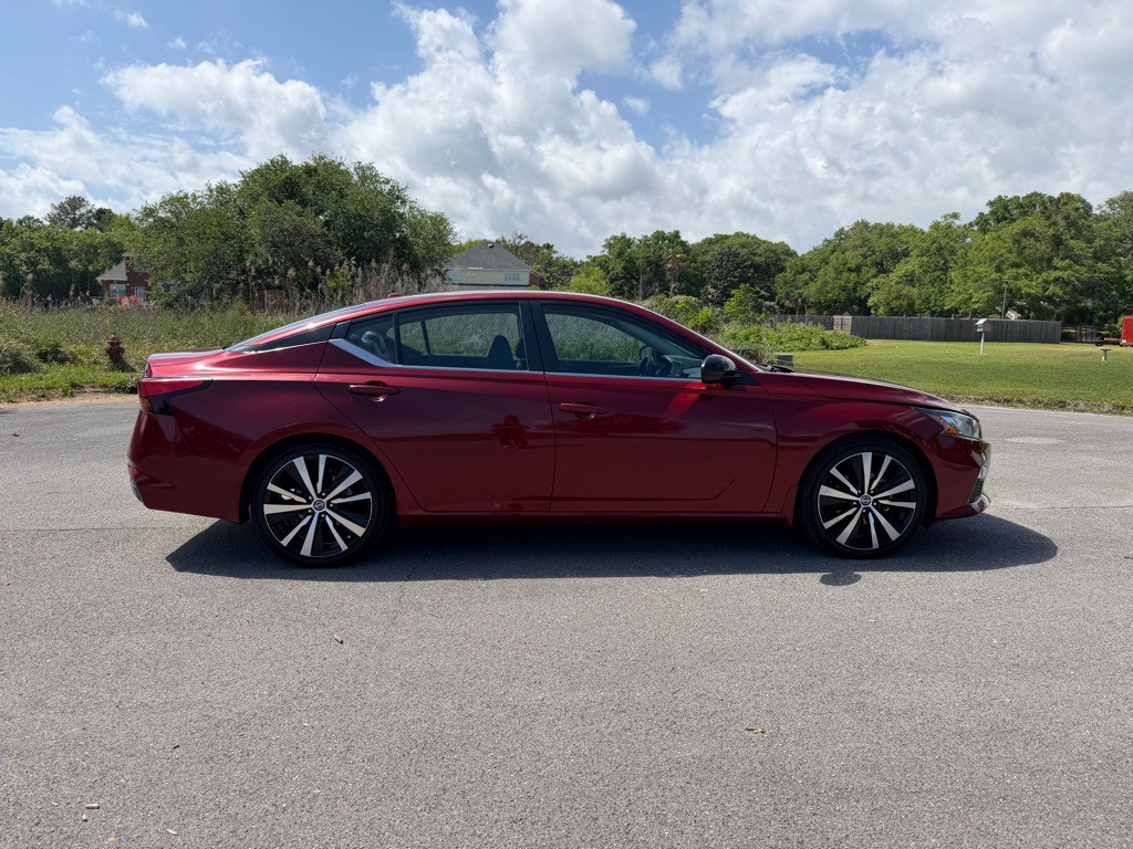 2021 Nissan Altima Image 6