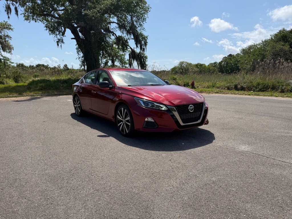 2021 Nissan Altima Image 7