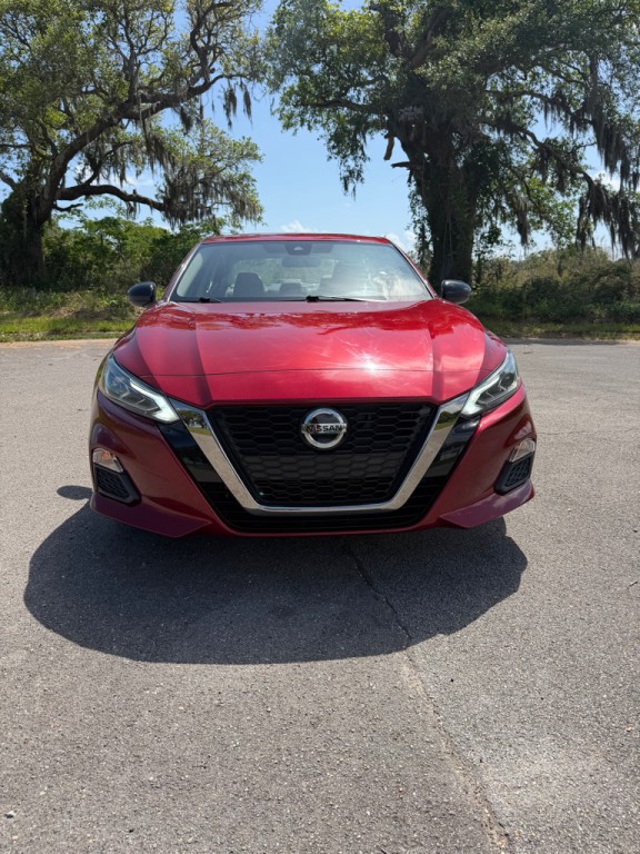 2021 Nissan Altima Image 8