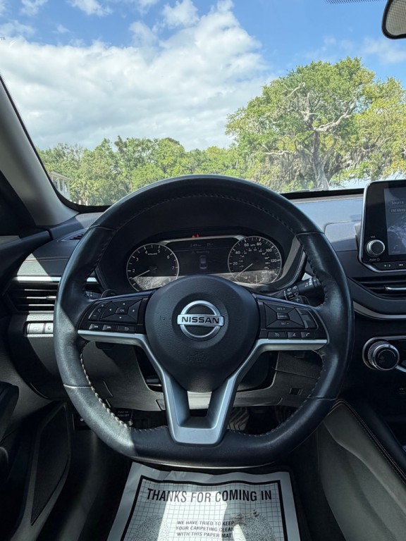 2021 Nissan Altima Image 19