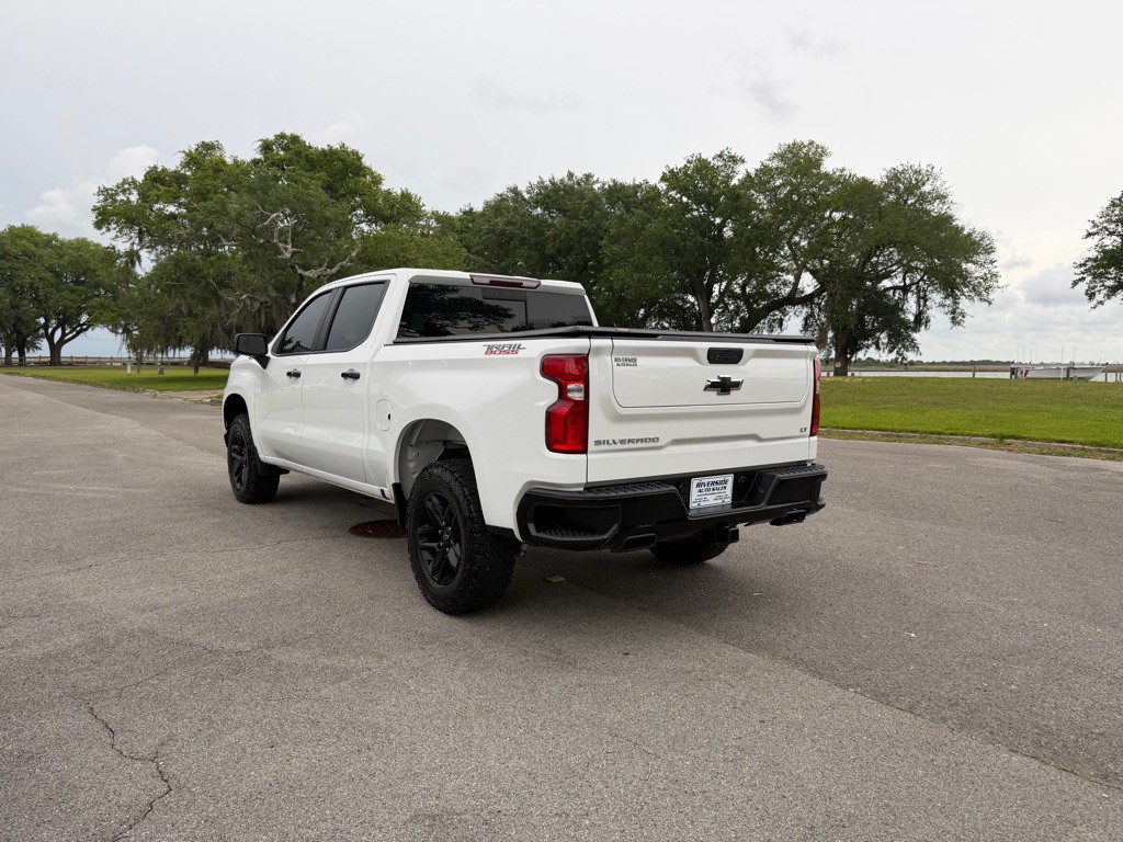2021 Chevrolet Silverado 1500 Image 3
