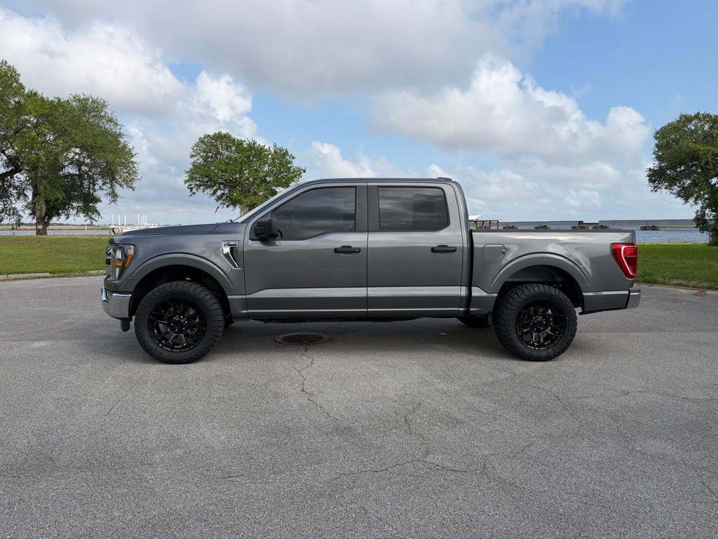 2023 Ford F-150 Image 2