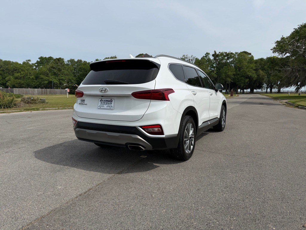 2019 Hyundai Santa Fe Image 5