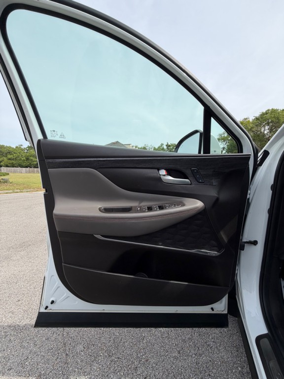 2019 Hyundai Santa Fe Image 9