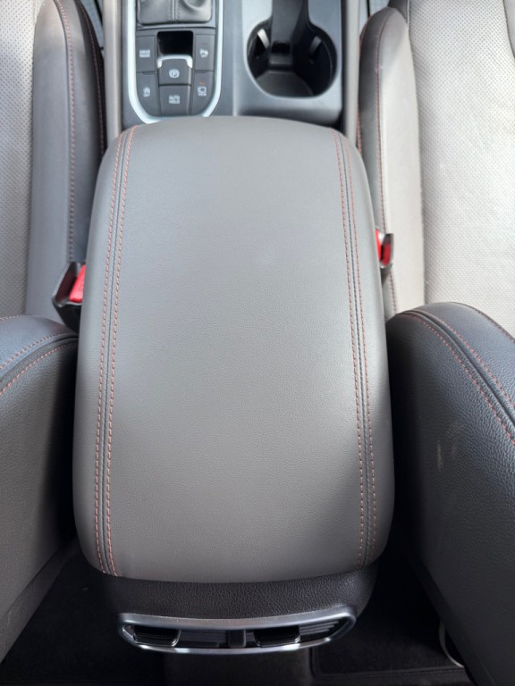 2019 Hyundai Santa Fe Image 28