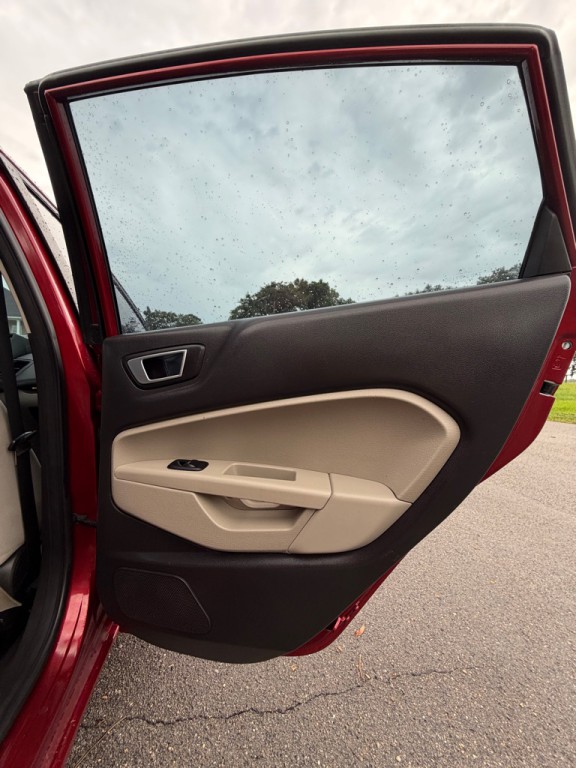 2016 Ford Fiesta Image 15