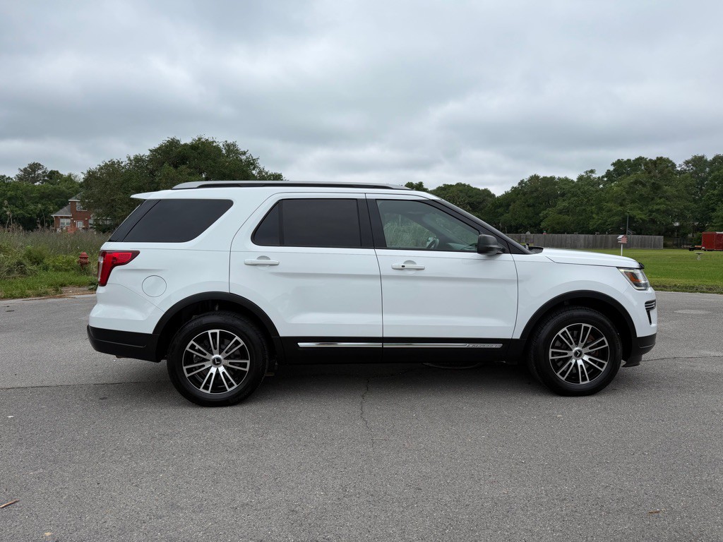2018 Ford Explorer Image 6