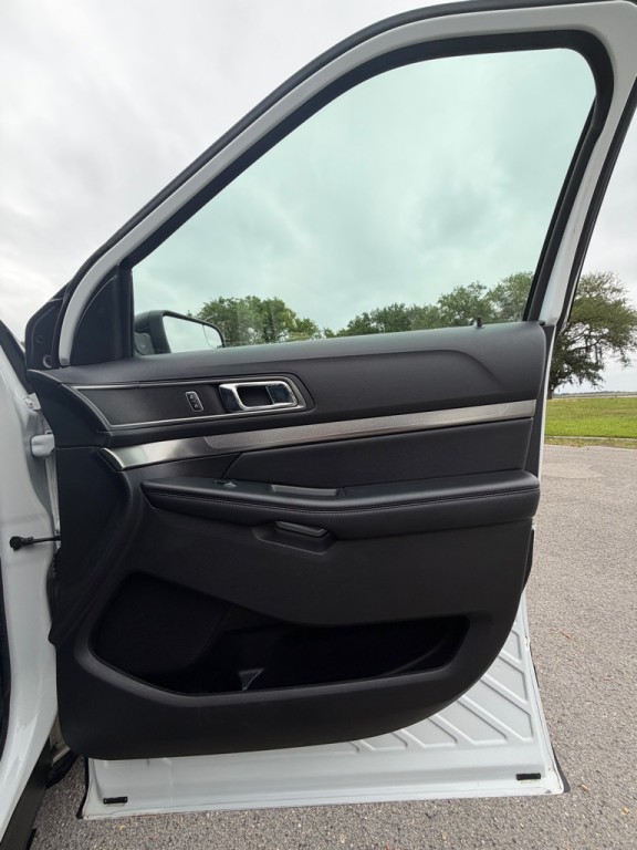 2018 Ford Explorer Image 14