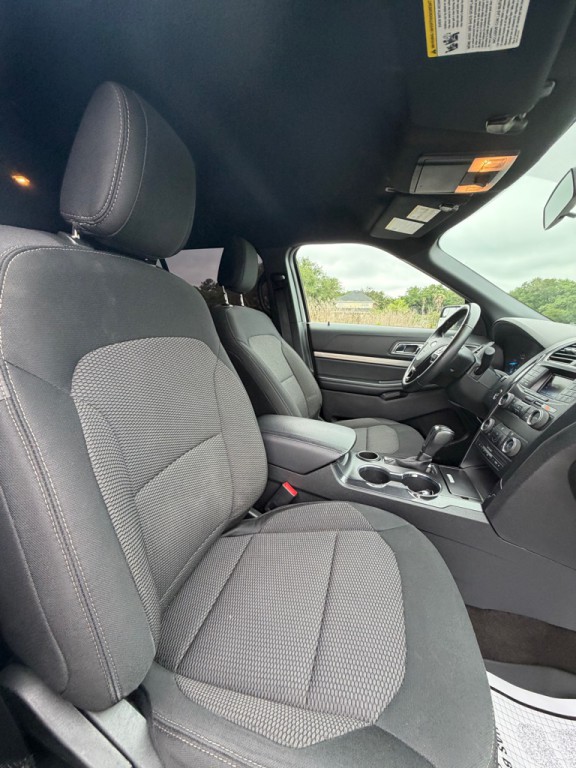 2018 Ford Explorer Image 15