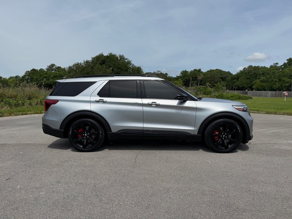 2020 Ford Explorer Image 6
