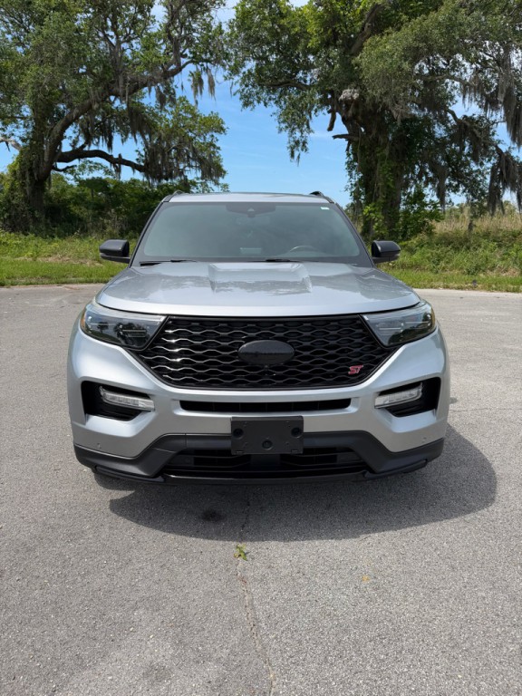 2020 Ford Explorer Image 8