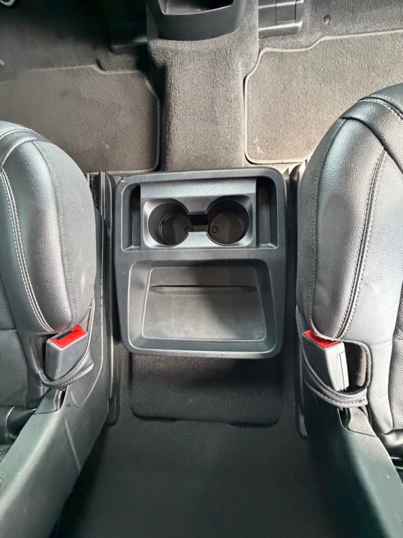 2020 Ford Explorer Image 21