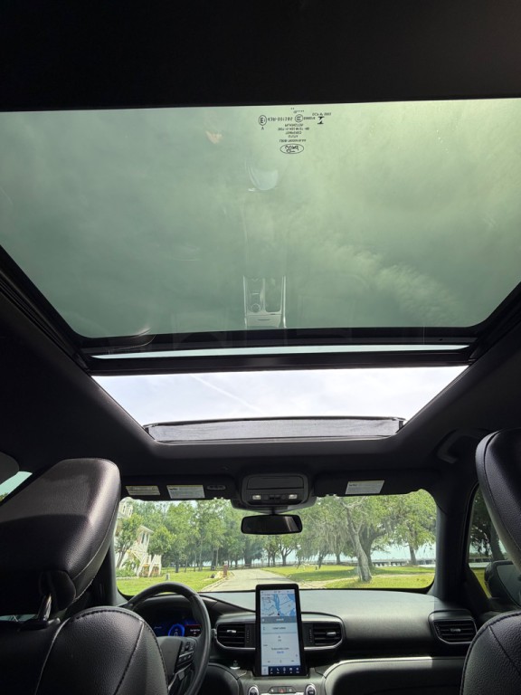 2020 Ford Explorer Image 23