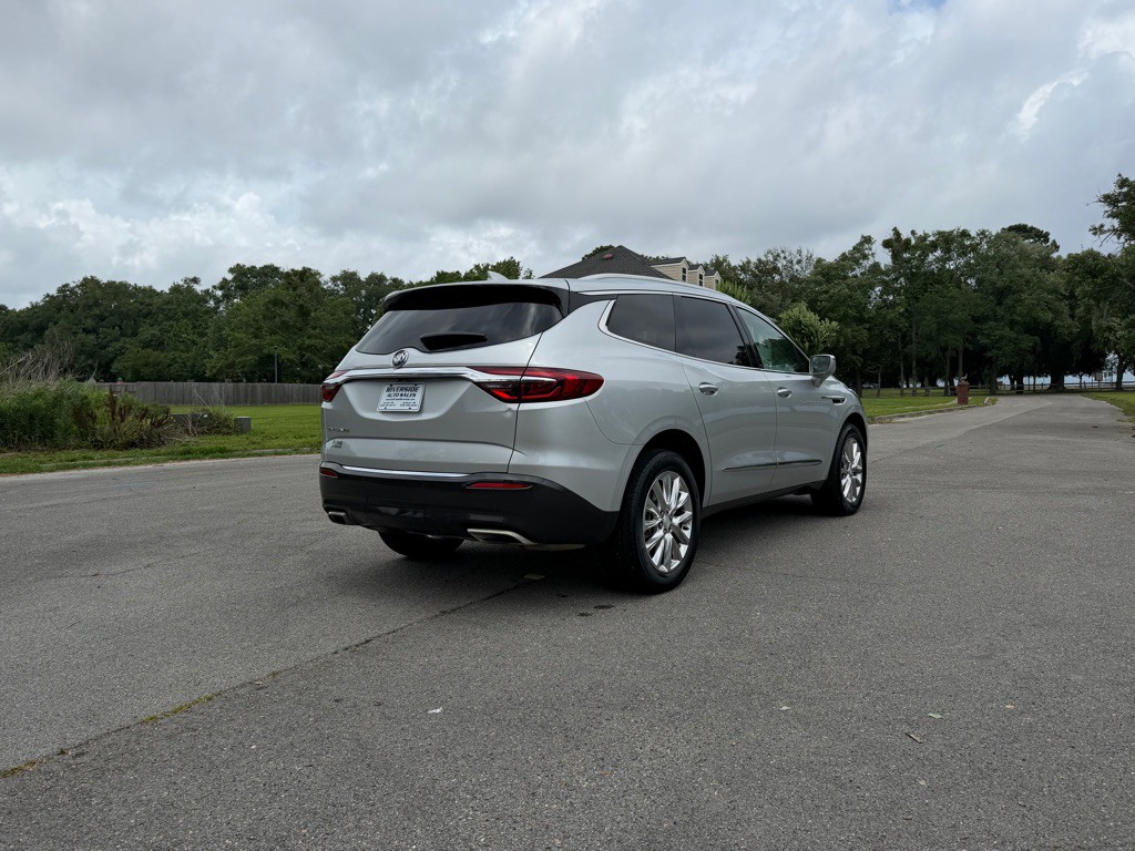 2020 Buick Enclave Image 5