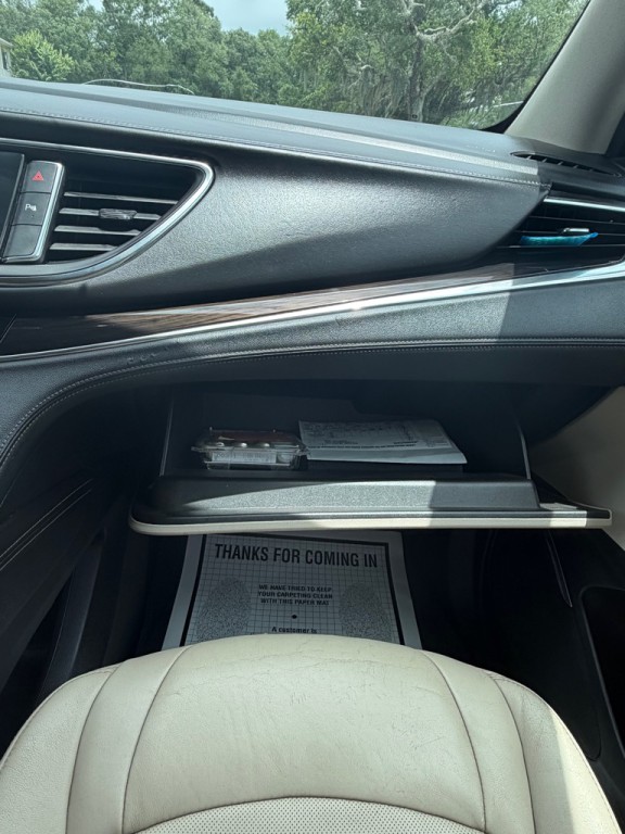 2020 Buick Enclave Image 28