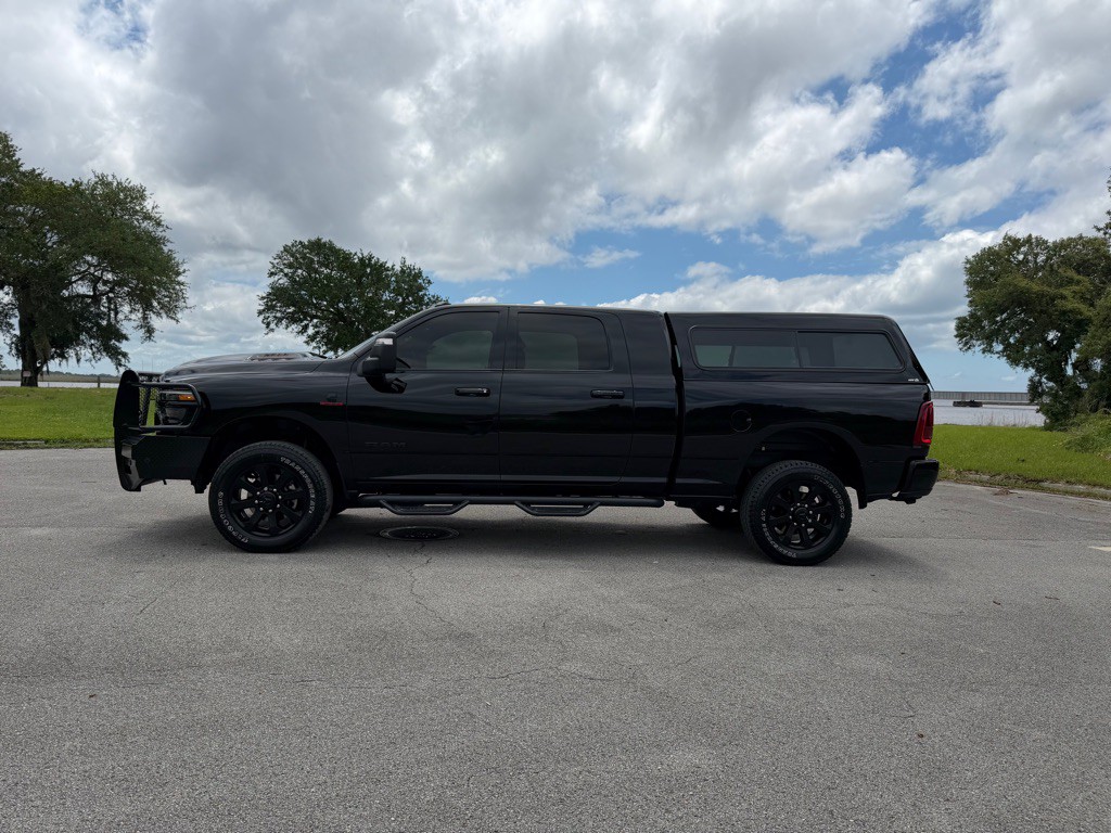 2025 RAM 2500 Image 2