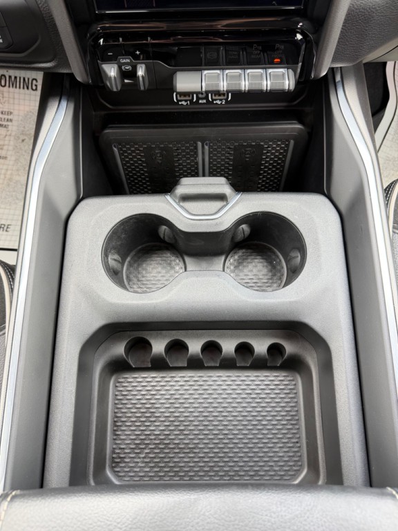 2025 RAM 2500 Image 24