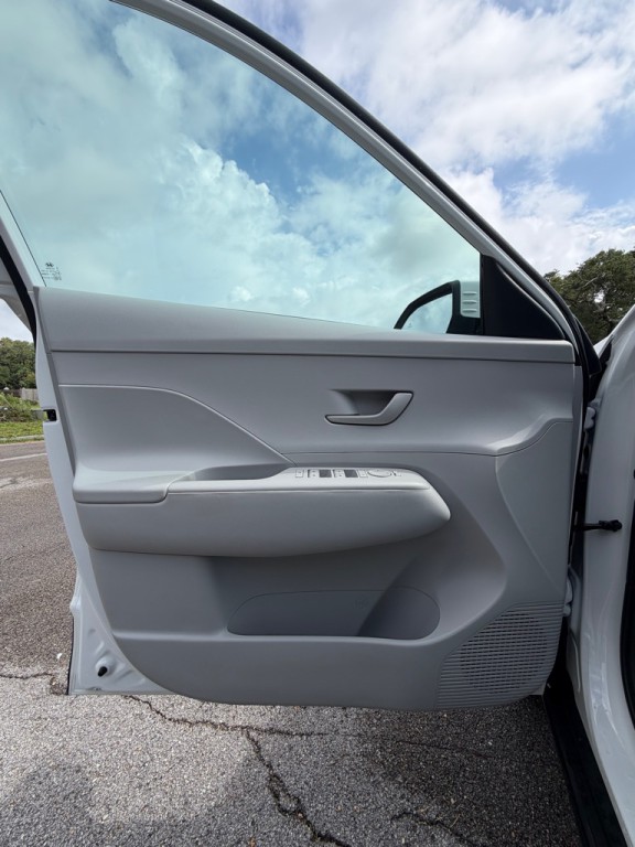 2026 Hyundai Kona Image 9