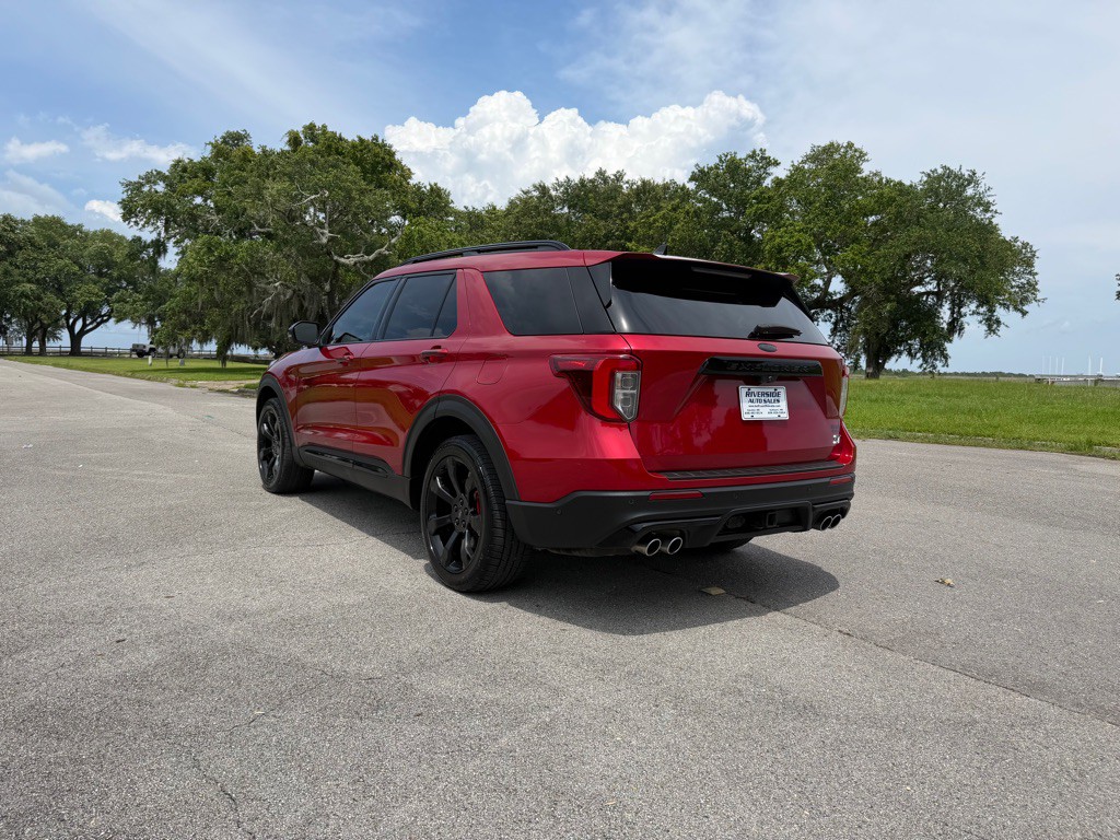 2020 Ford Explorer Image 3