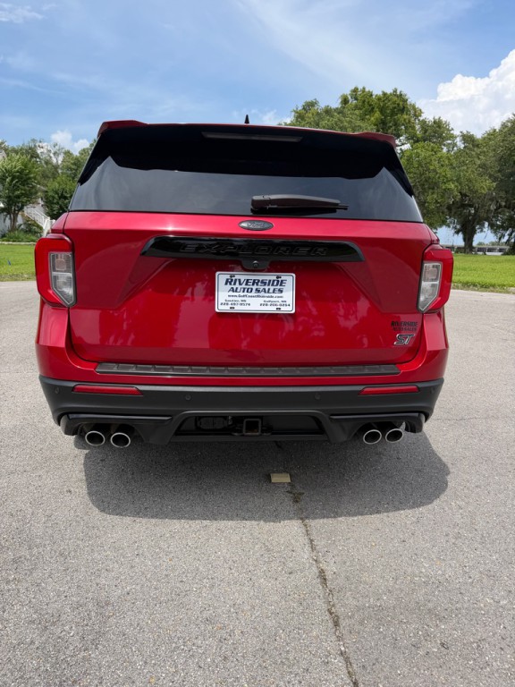 2020 Ford Explorer Image 4