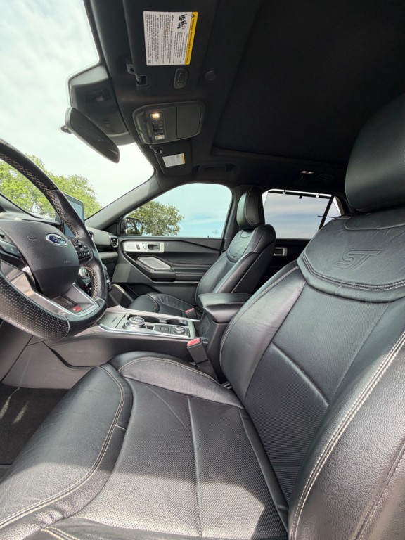 2020 Ford Explorer Image 10