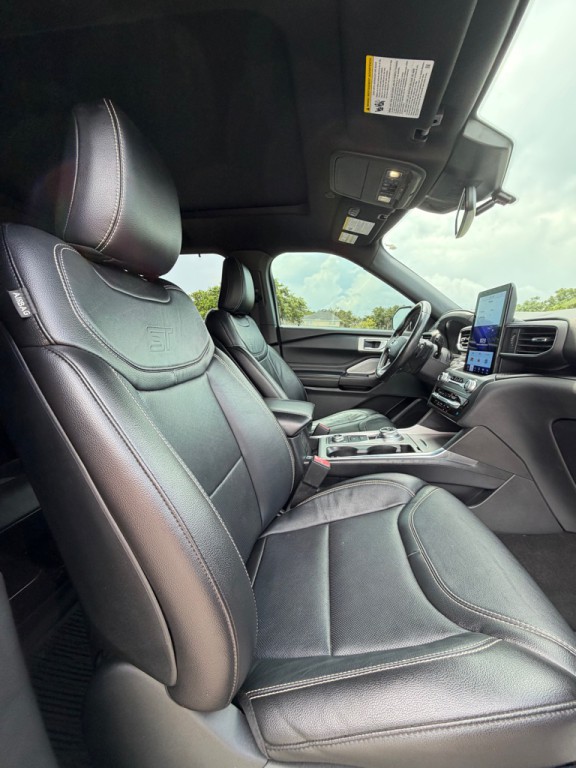 2020 Ford Explorer Image 16