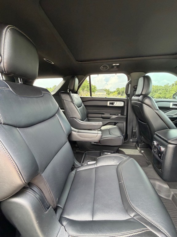 2020 Ford Explorer Image 19