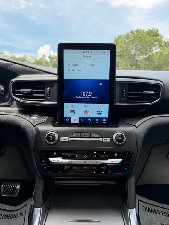 2020 Ford Explorer Image 29
