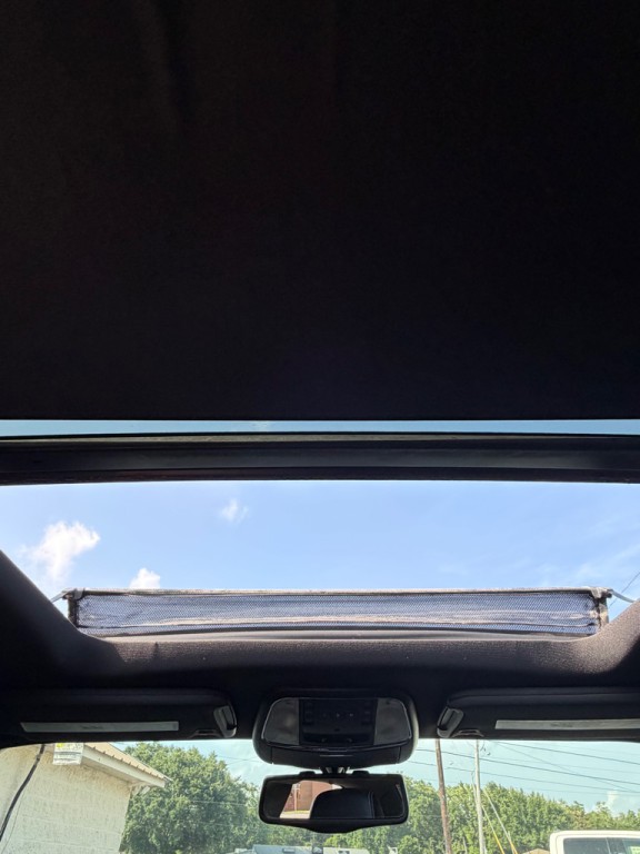 2014 Chrysler 300 Image 20