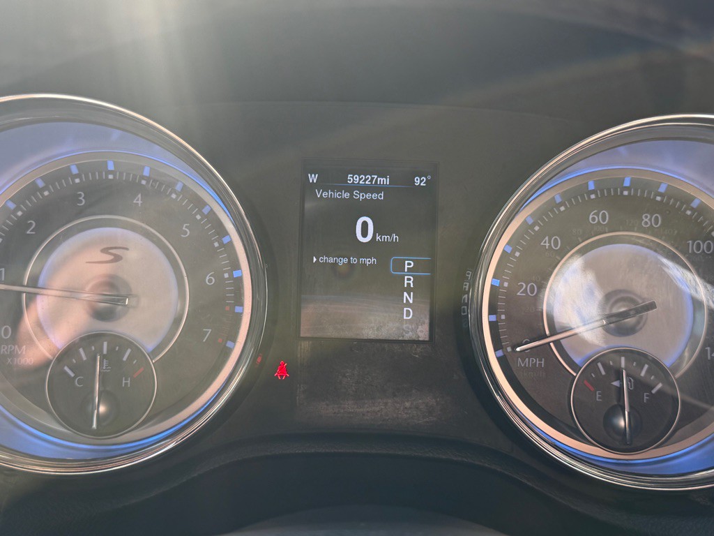 2014 Chrysler 300 Image 22